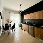 Downtown Apartament *